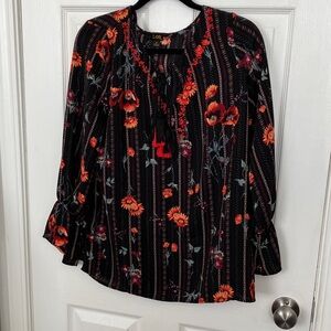 Lee Women's Black and Red Floral Stripe Blouse